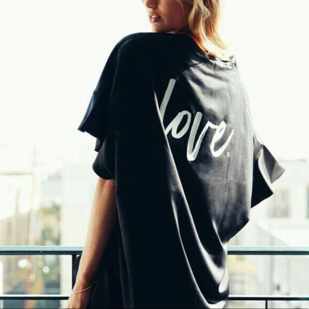 Victoria's Secret NWOT! Sexy Black Slip Wrap Love Back Print Kimono One Size